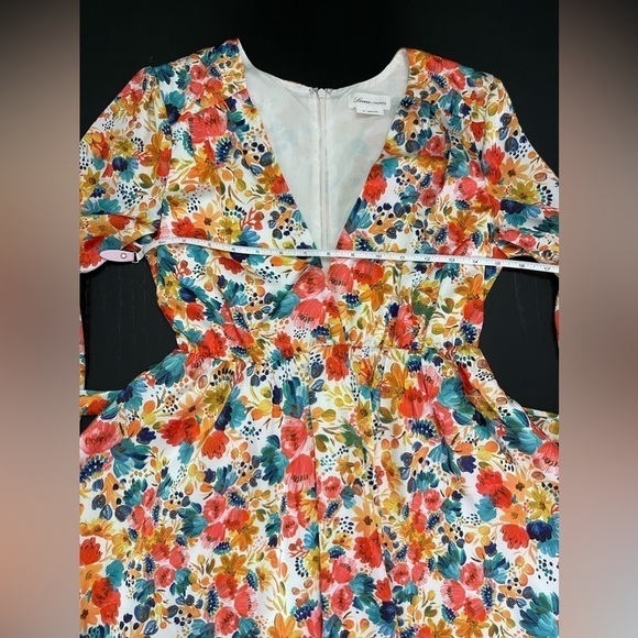 Lovers + Friends Ivy Dress in Bouquet Floral - Picture 8 of 13
